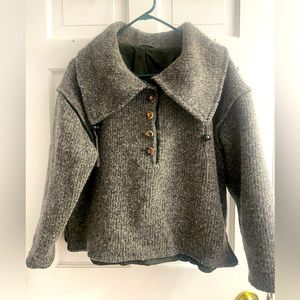 No brand. Heavy knit pullover.